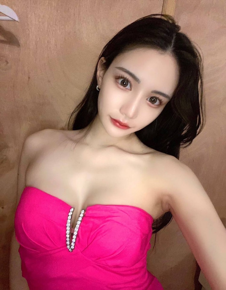 免费观看已满十八岁电视剧两女,百度云资源